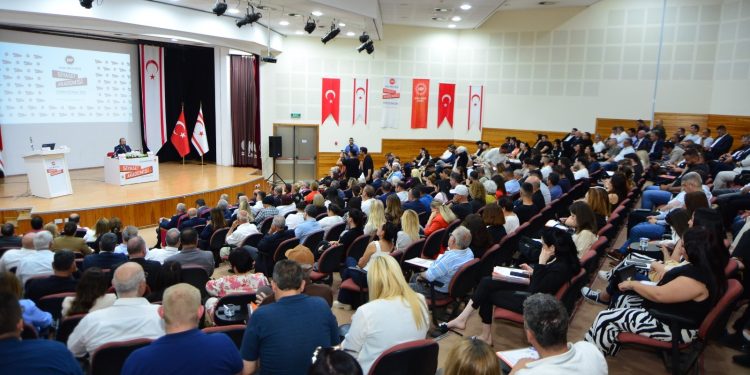 UBP Siyaset Akademisi’nin I. Dönemi tamamlandı