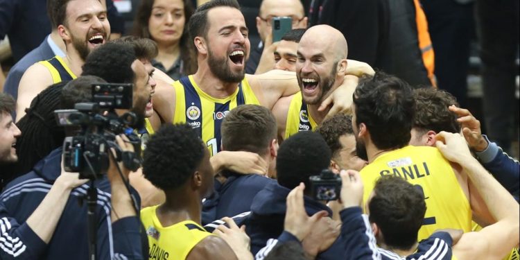 Basketbol Türkiye Kupası Fenerbahçe'nin