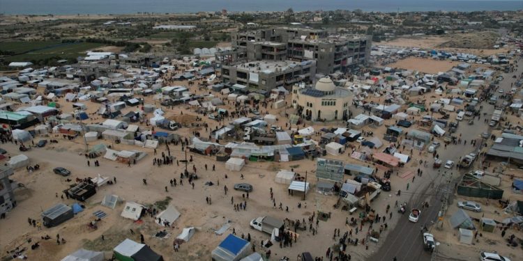 Yerinden edilen Filistinlilerde menenjit ve hepatit C tespit edildi