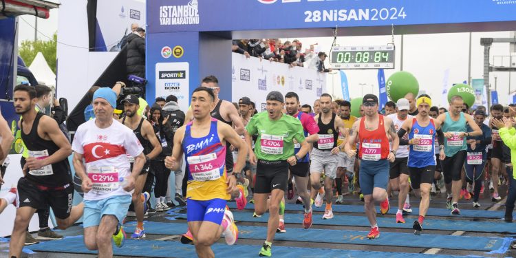 Türkiye İş Bankası 19. İstanbul Yarı Maratonu başladı