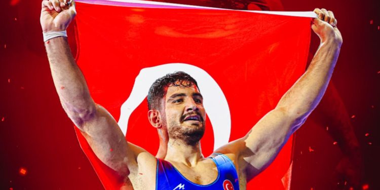 Taha Akgül 11. kez Avrupa Şampiyonu