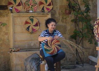 “KKTC’de Sürdürülebilir Kültürel Miras Paneli” ve “El Sanatları Sergisi” düzenlendi