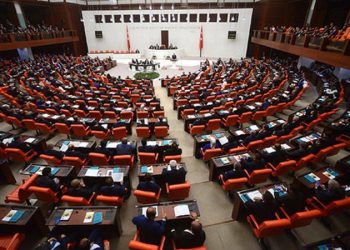 TBMM’de sandalye dağılımı değişti