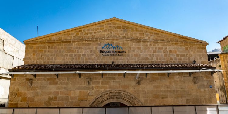 Büyük Hamam kapılarını yeniden halka açıyor
