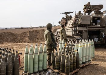 İsrail ordusu Gazzenin orta kesimindeki BM binasını bombaladı