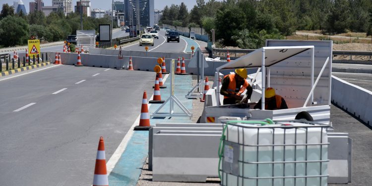 Metehan kavşağında alt geçit çalışmaları