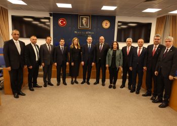 Meclis heyeti TBMM Plan ve Bütçe Komisyonu ile görüştü