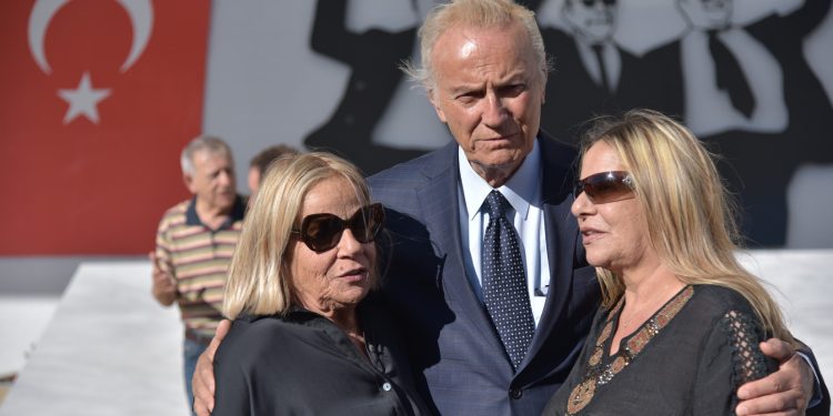 Ediz Hun, Kıbrıs Şehitlerini anma programı çerçevesinde KKTC’de…