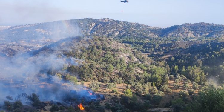 GKK:Yangına 1 Cougar helikopteri ile müdahale edildi, 15 ton su atımı icra edildi