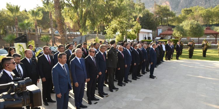 20 Temmuz dolayısıyla Boğaz Şehitliği’nde tören düzenlendi