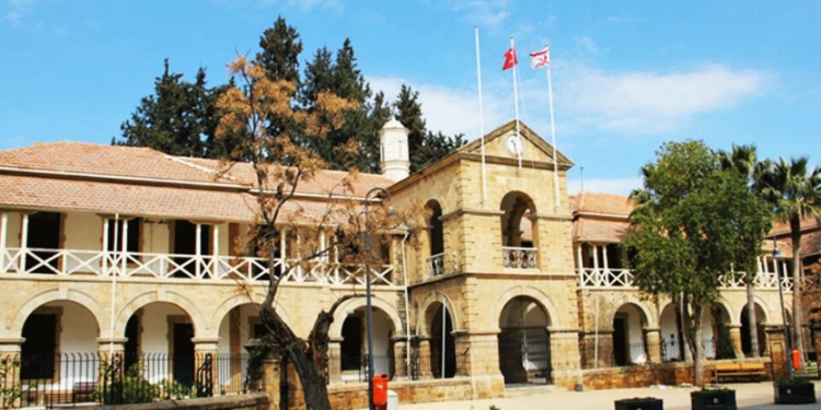 Yüksek Mahkeme’den, dün “sahte diploma” davasından mahkemeye çıkarılan F.Ü. ile ilgili açıklama