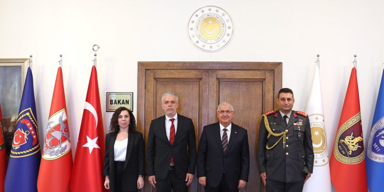 Türkiye Milli Savunma Bakanı Güler, KKTC’nin Ankara Büyükelçisi Korukoğlu’nu kabul etti
