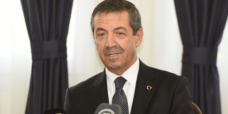 Dışişleri Bakanı Ertuğruloğlu, TDT Dışişleri Bakanları yemeğine katıldı