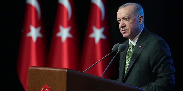 Erdoğan’dan Heniyye suikastına tepki: “Kalleş suikastı şiddetle kınıyor ve lanetliyorum”