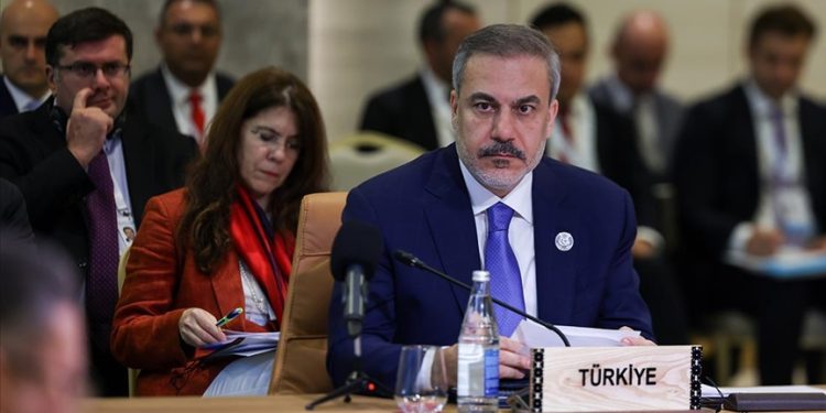 Fidan: Kıbrıs Türkünün haklarını elde etmesi için destek vermeye çağırıyoruz