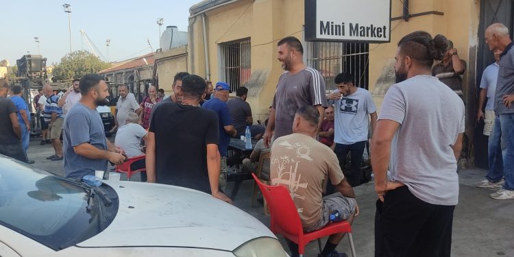 Gazimağusa Limanı’nda iki saatlik iş bırakma eylemi yapıldı 