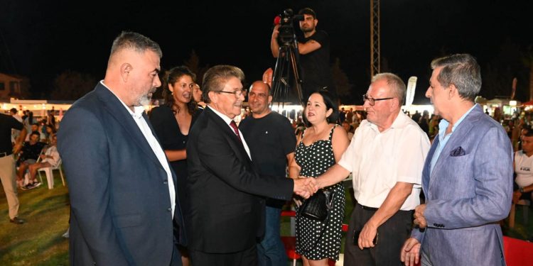 Başbakan Üstel, Beyarmudu Belediyesi. 10. Beyarmudu Patates Kültür Sanat Festivali açılış törenine katıldı