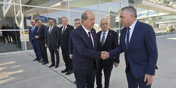 Cumhurbaşkanı Ersin Tatar, temaslarda bulunmak üzere İstanbul’a gitti