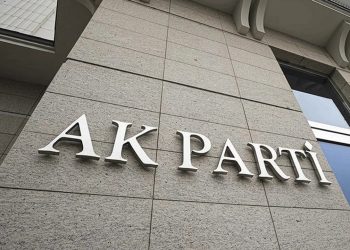 AK Parti’nin İngiltere Temsilciliğine Erdal Yetimova, KKTC Temsilciliğine Emre Kaya atandı