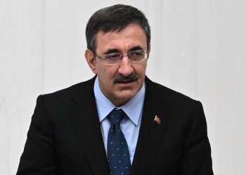 Yılmaz’dan açıklama:“Meclis ve Cumhurbaşkanlığı binaları Kasım-Aralık aylarında tamamlanacak”