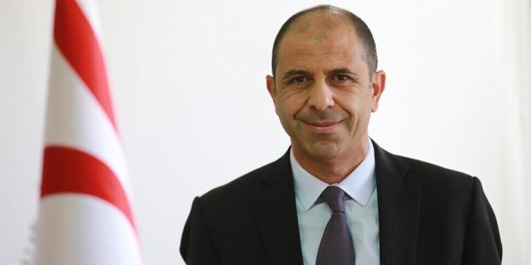 Özersay’dan Hristodulidis’in “13 Ağustos’ta üçlü görüşme” iddialarıyla ilgili açıklama