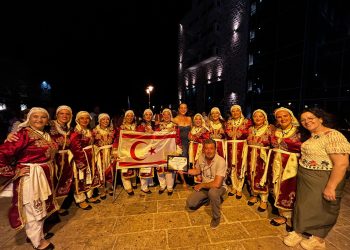 Mehmetçik Kültür ve Dayanışma Derneği, Karadağ’da halk dansları festivaline katıldı