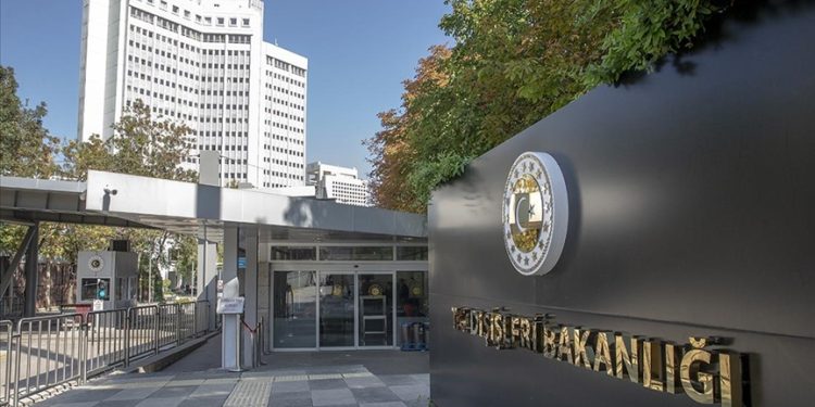 Türkiye, Lübnan’daki vatandaşlarına seyahat uyarısı yaptı