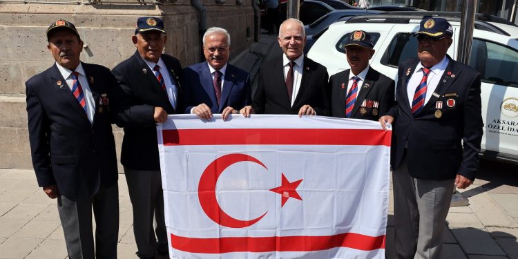 Meclis Başkanı Töre, temaslarına başladı