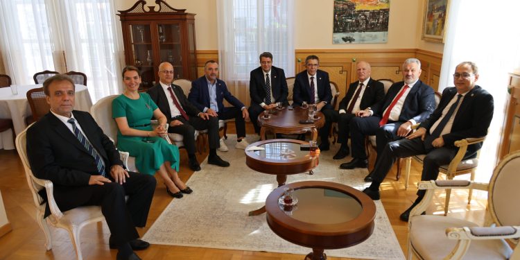 Meclis Başkanı Töre’den Macaristan’da temaslar