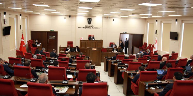 Meclis Genel Kurulu’nda çevre, eğitim ile iç ve dış gelişmeler konuşuldu