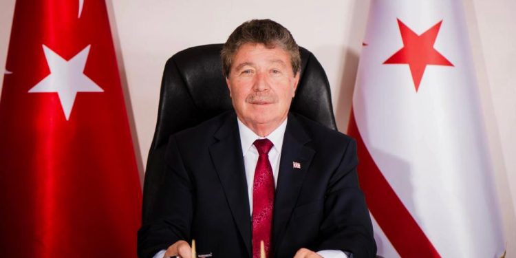 Üstel: Sağlıklı, eğitimli nesiller güçlü bir ülkenin temel taşı