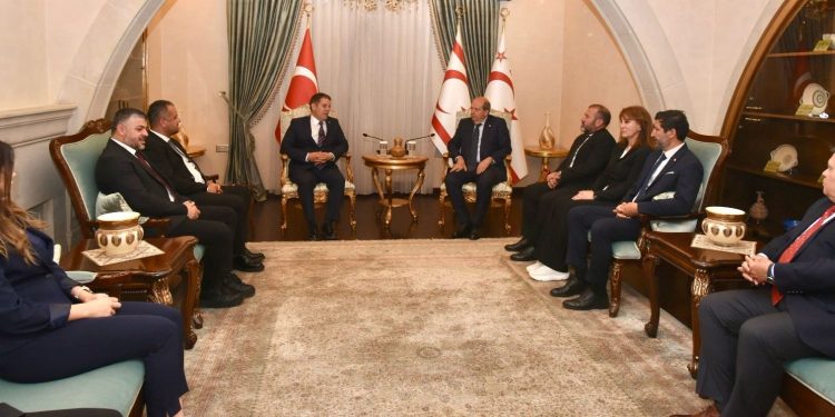 Cumhurbaşkanı Tatar, Milli Olimpiyat Komitesi’ni kabul etti