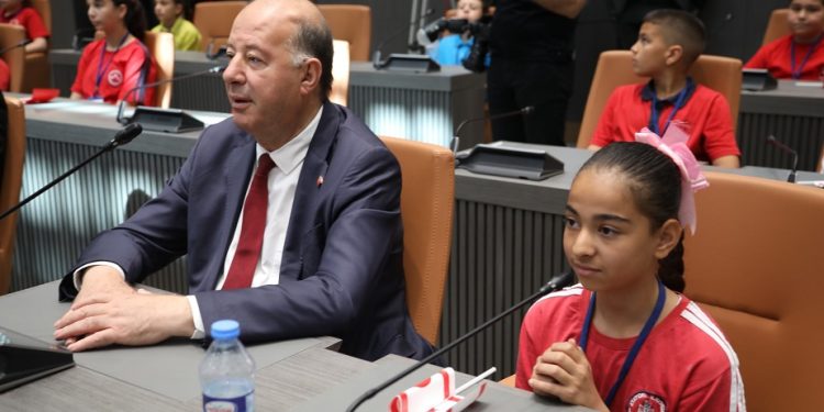 Bakan Dinçyürek: 23 Nisan 1920 tarihi bir dönüm noktası