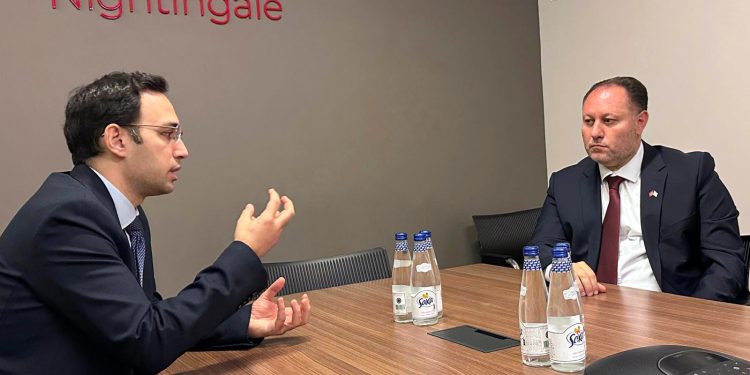 Öztürkler, tedavisi devam eden TBMM Başkanvekili Önder’i ziyaret etti