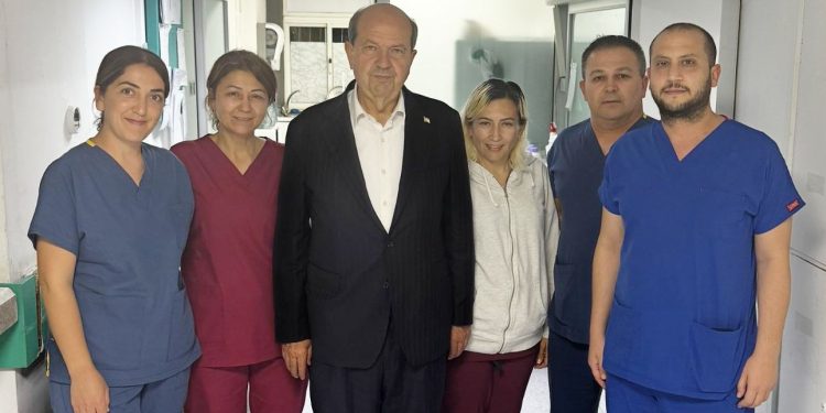 Cumhurbaşkanı Tatar, TEKNOFEST’te yaralanan kişileri ziyaret etti