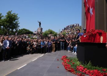 Zeyrek bugün son yolculuğuna uğurlandı