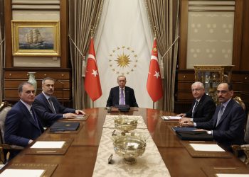 Erdoğan başkanlığında güvenlik zirvesi