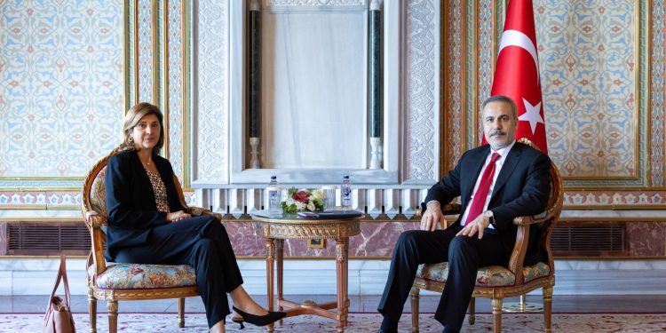 TC Dışişleri Bakanı Fidan, Hulguin’i kabul etti