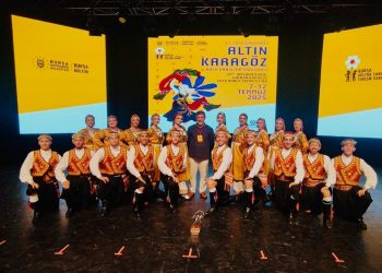 FOGEM, 37. Uluslararası Altın Karagöz Halk Dansları Yarışması’ndan üçüncülükle döndü