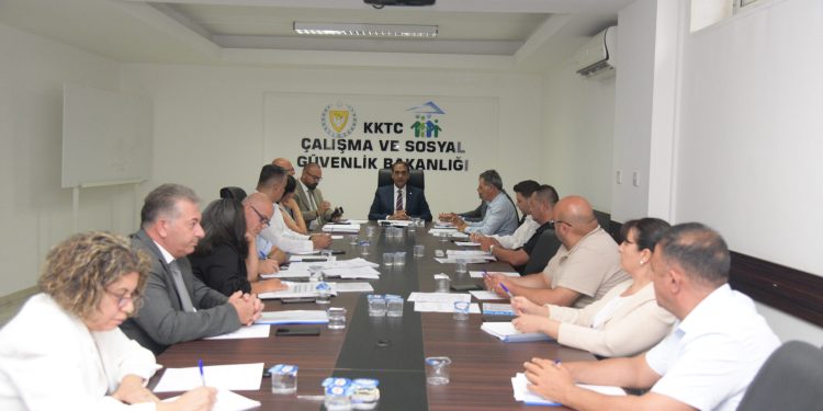 Asgari Ücret Saptama Komisyonu toplandı
