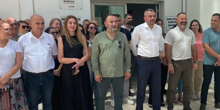 KTAMS, KAMUSEN ve Kamu-İş Resmi Kabz Memurluğu ve Mukayyitlik Dairesi önünde eylem yaptı