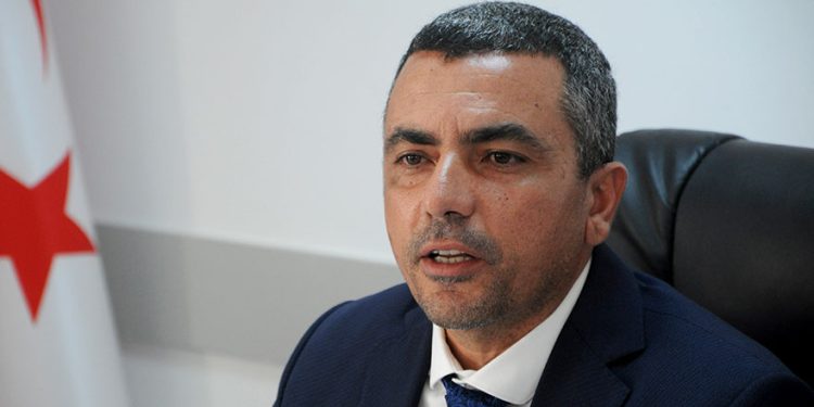 Hür İşçi Sendikaları Federasyonu Başkanlığı’na yeniden Ahmet Serdaroğlu getirildi
