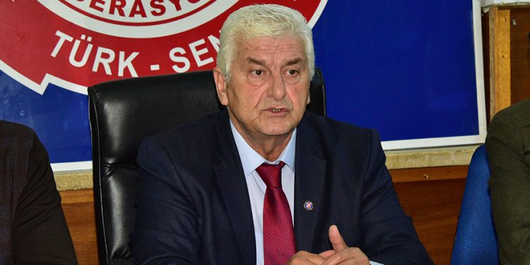 Bıçaklı, yabancı işçilerle ilgili kararnamenin geri çekilmesi çağrısı yaptı