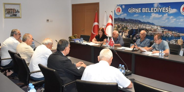 K.T Belediye Başkanları Derneği Başkanlığı’na Yücel Atakara getirldi