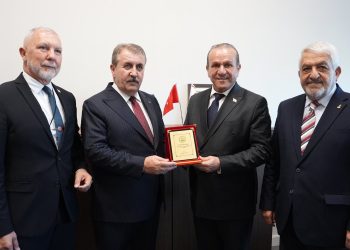 Ataoğlu, BBP Genel Başkanı Destici ile bir araya geldi