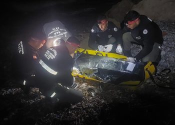 Girne’de acı olay: Kayalıklardan düştü, hayatını kaybetti!