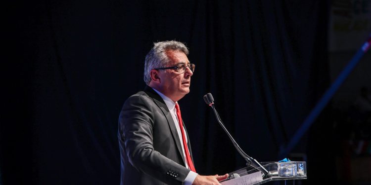 Erhürman: Bizim Türkiye ile bağımız hayati önemdedir