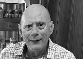 Akman Dinçyürek hayatını kaybetti