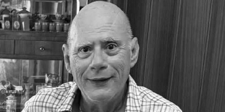 Akman Dinçyürek hayatını kaybetti