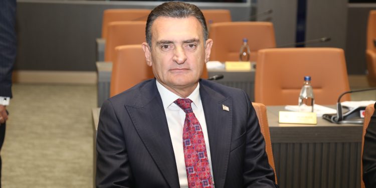 Oğuz, Güney Kıbrıs’taki bayrak yakma provokasyonunu eleştirdi